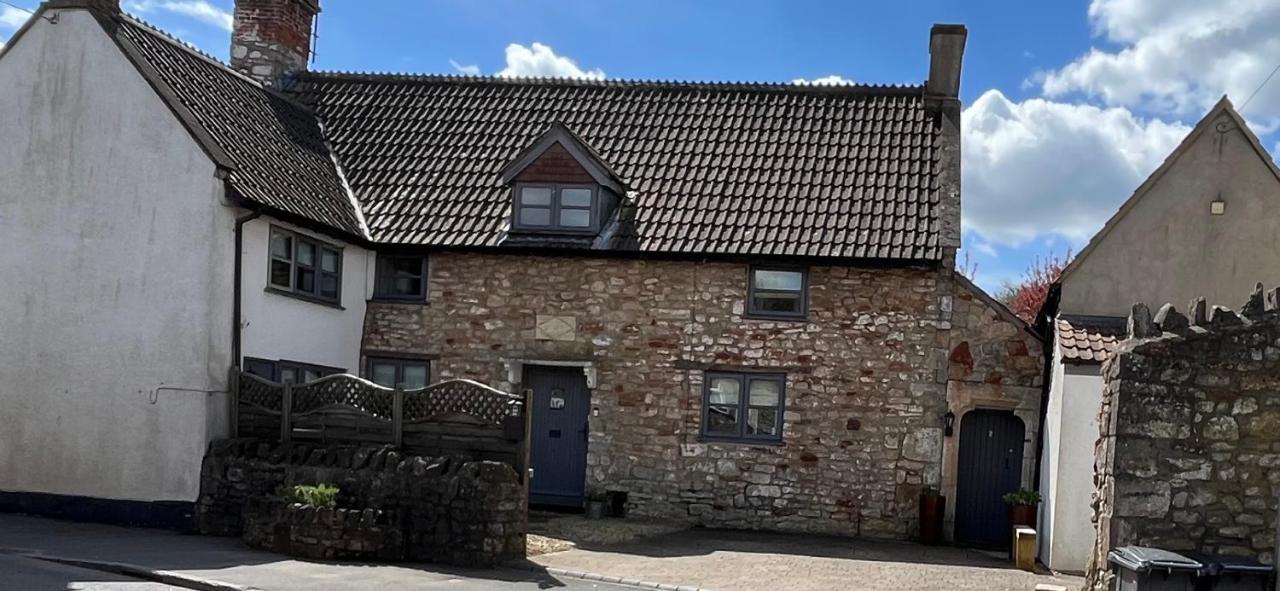 The Old Farmhouse Winford Exterior foto